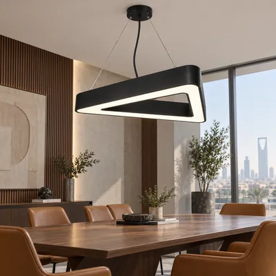 ثريا مكتبية معلقة LED مثلثة مفتوحة أسود 90 واط – إنارة مكاتب هندسية مودرن مقاس 70×80 – F101335