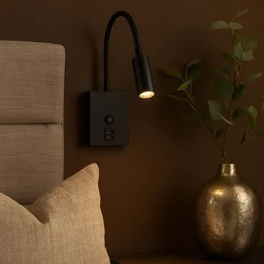 مصباح حائط للقراءة مع شاحن USB-A و USB-C اسود